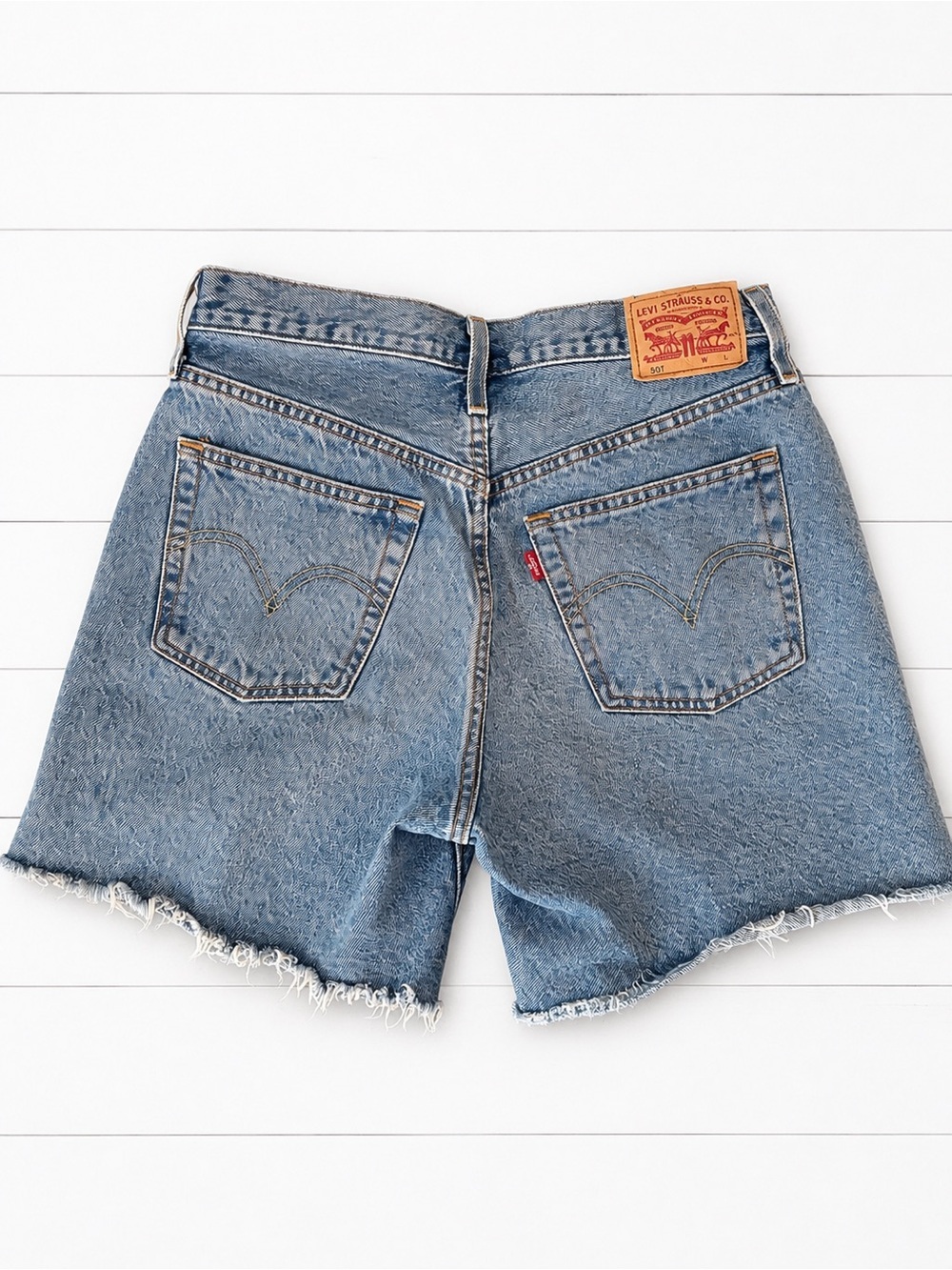 Levi’s 501 Original Cut-Off Denim Shorts Women’s Size 29 Distressed Raw Hem - Picture 4 of 5